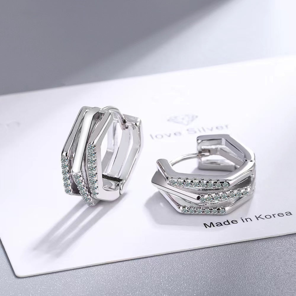 Geometric three-ring stud earrings