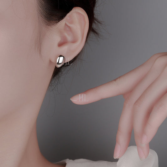 Small silver bean luxury stud earrings